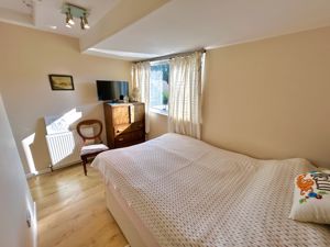 Photo 17- click for photo gallery